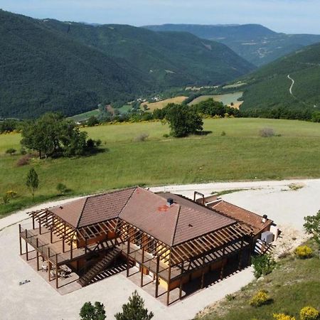 Villa Casale Sienti'N Puo Norcia Exterior foto