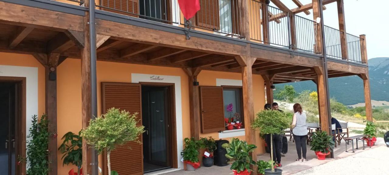 Villa Casale Sienti'N Puo Norcia Exterior foto